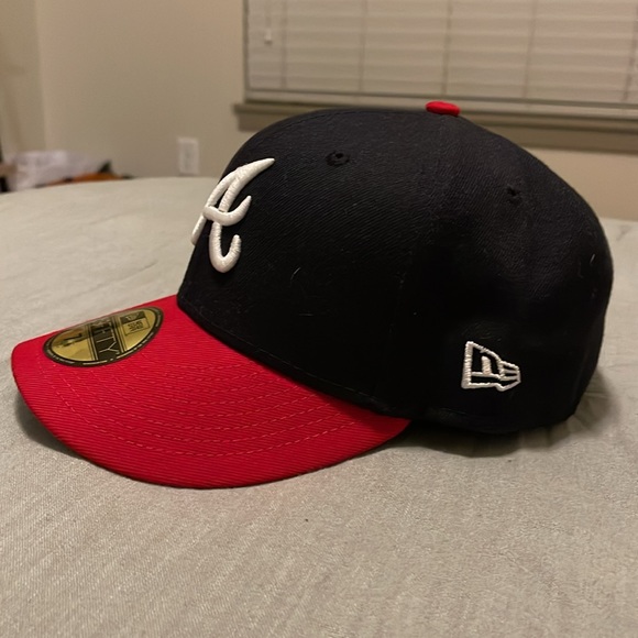 59fifty NEW ERA Atlanta Braves hat - Picture 2 of 5